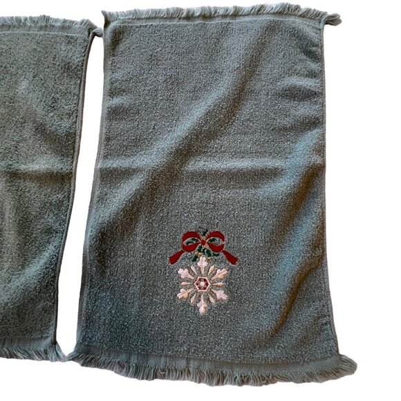 VTG Christmas Holiday Hand Towels 100% Cotton Stitched Green Set of 3 Embroidery - Picture 9 of 16
